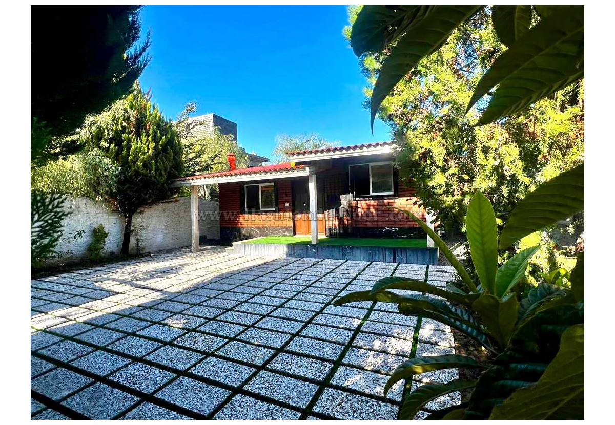 فروش فوری ویلا باغ سنددار بافت مسکونی